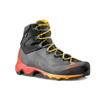 La Sportiva Aequilibrium Trek GTX - Carbon/Amarillo - 1