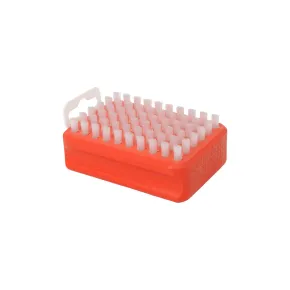 Swix%20Small%20Rectagular%20Nylon%20Brush_26.webp
