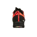 Salewa%20Wildfire%202%20Women%20-%20Fluo%20Coral_Black_2025_2.webp